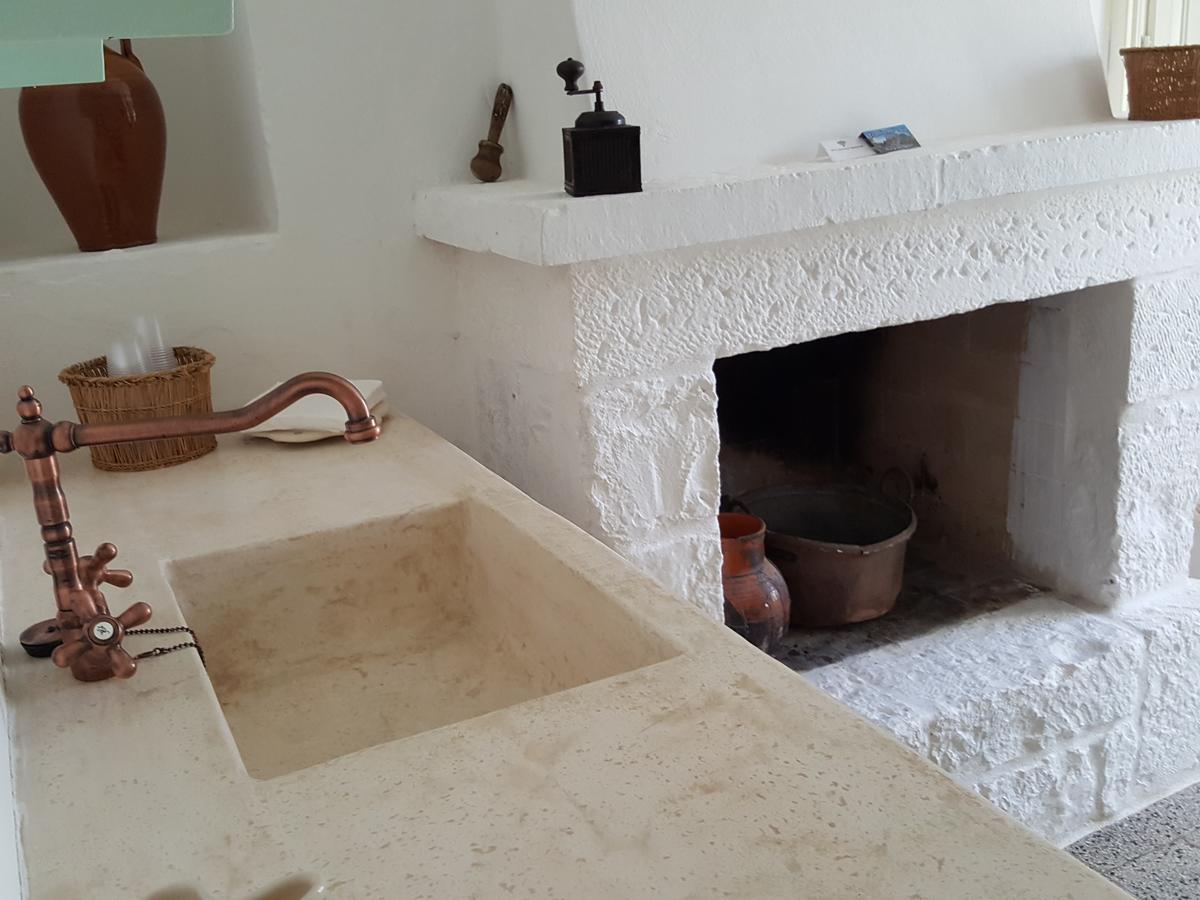 Masseria Trulli Sull'Aia Cisternino Luaran gambar