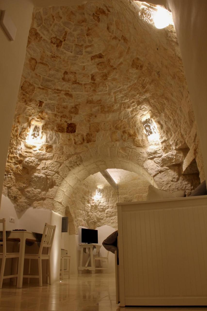 Masseria Trulli Sull'Aia Cisternino Luaran gambar